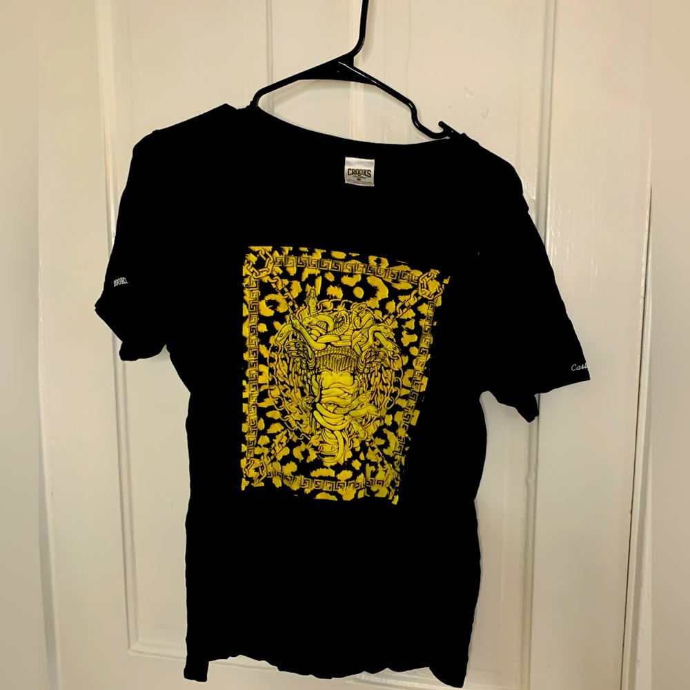 Crooks and castles tee